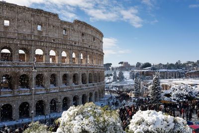 An exceptional weather event causes a cold and cold air across europe, including italy..