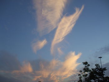 Low angle view of cloudy sky