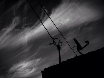 Low angle view of cloudy sky