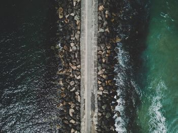 Full frame shot of sea against wall