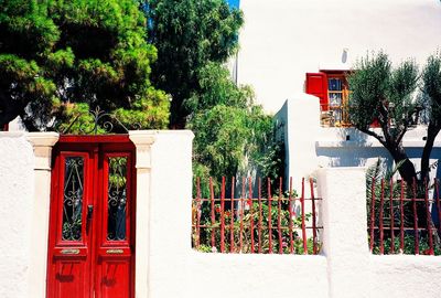 Building with trees in background