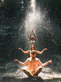 Water splashing in swimming pool