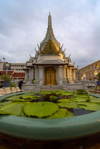 Statue of temple against sky