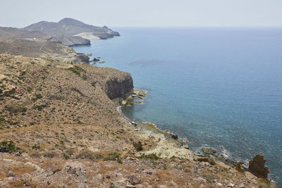 Beautiful wild cliff in the natural park of cabo de gata, almeria, españa