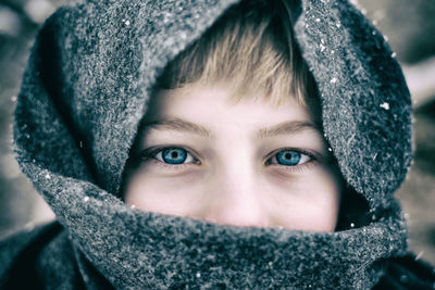 Close-up portrait of young woman