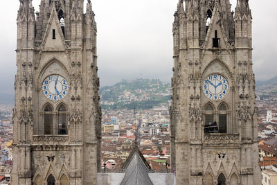 Cathedral of quito against sky