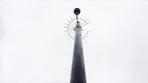 Low angle view of lamp post against clear sky