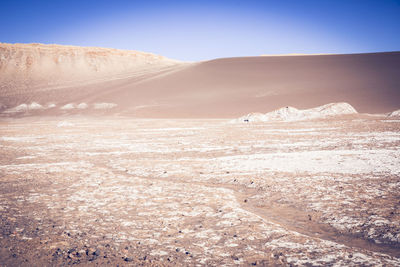 Valle de luna rocks and environment