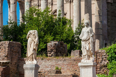 Ancient ruins of the house of the vestal virgins at the roman forum in rome