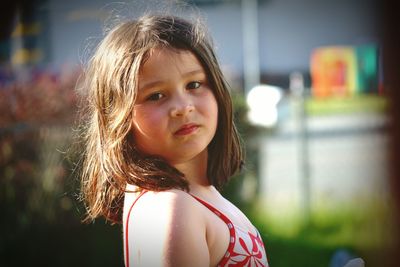 Portrait of cute girl smiling