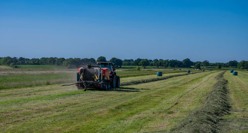 Black tractor