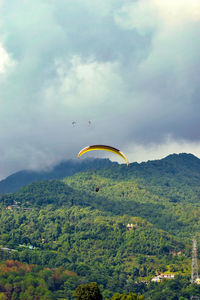 paragliding