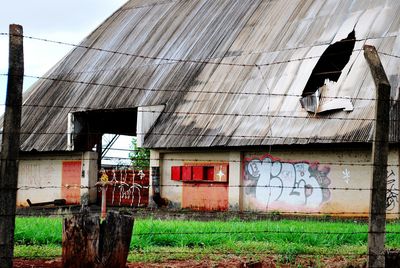 Abandoned house against sky