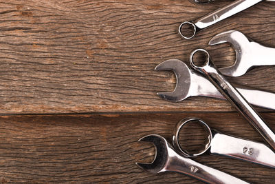 High angle view of chain on table