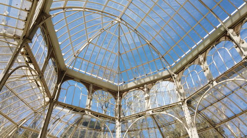 Palacio de cristal in madrid. architetture pic