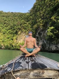 Thai long tail meditative moment.