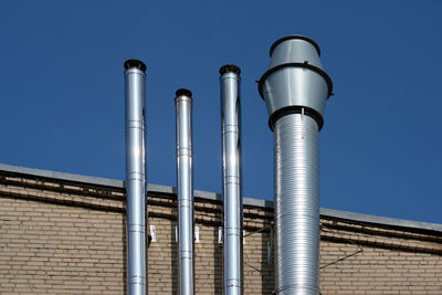 Four shining pipes