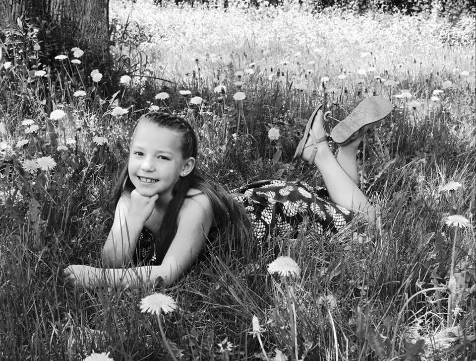 person, childhood, elementary age, girls, grass, lifestyles, leisure activity, innocence, casual clothing, cute, smiling, looking at camera, happiness, three quarter length, portrait, field, young women, standing