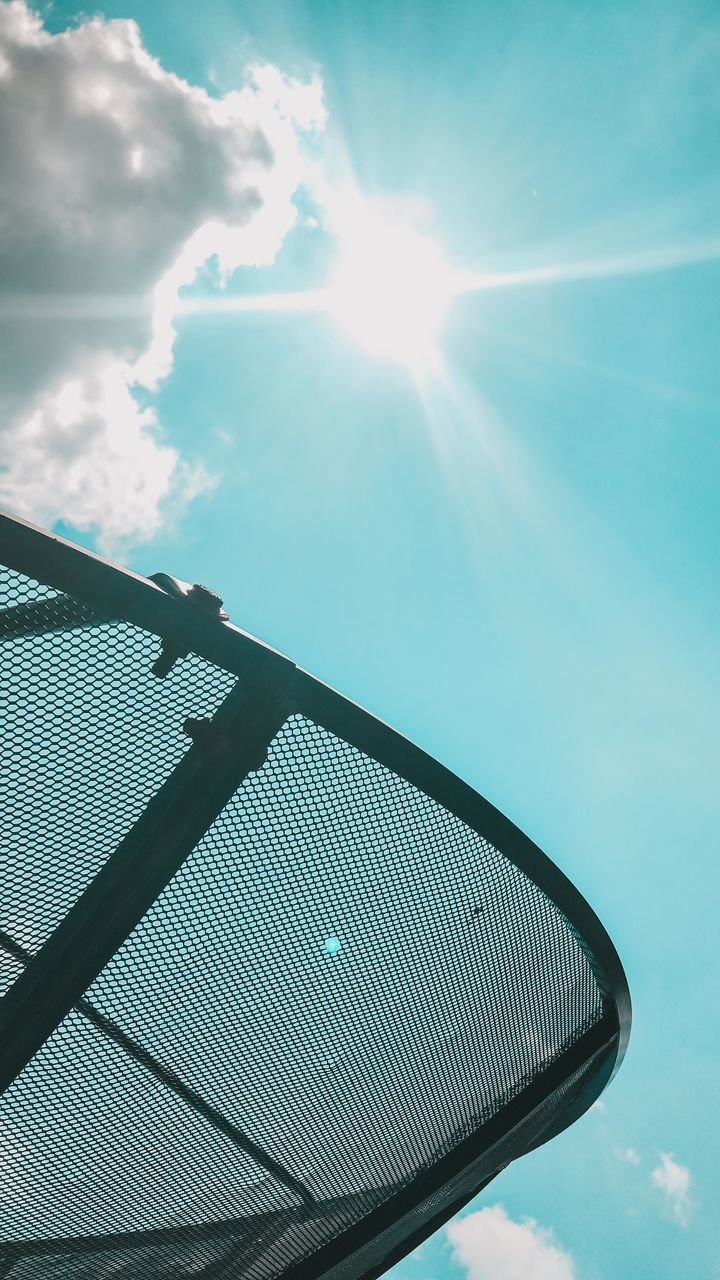 LOW ANGLE VIEW OF SILHOUETTE ROOF AGAINST SKY