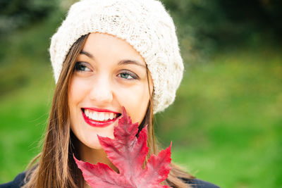 Portrait of a smiling young woman