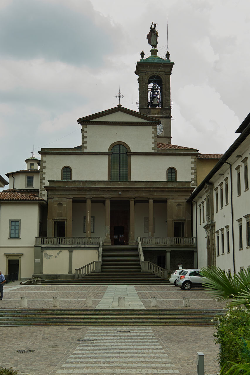 CHURCH AGAINST BUILDINGS IN CITY