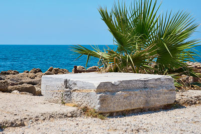 Scenic view of sea against clear sky