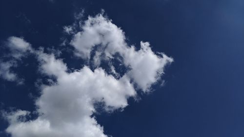 Low angle view of clouds in sky