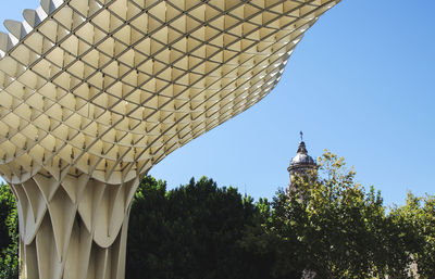 Las setas metropol parasol with the church of the annnunciation in the background