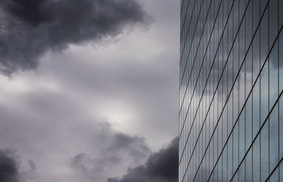 Low angle view of cloudy sky