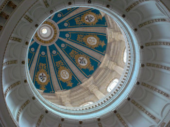 Low angle view of ceiling