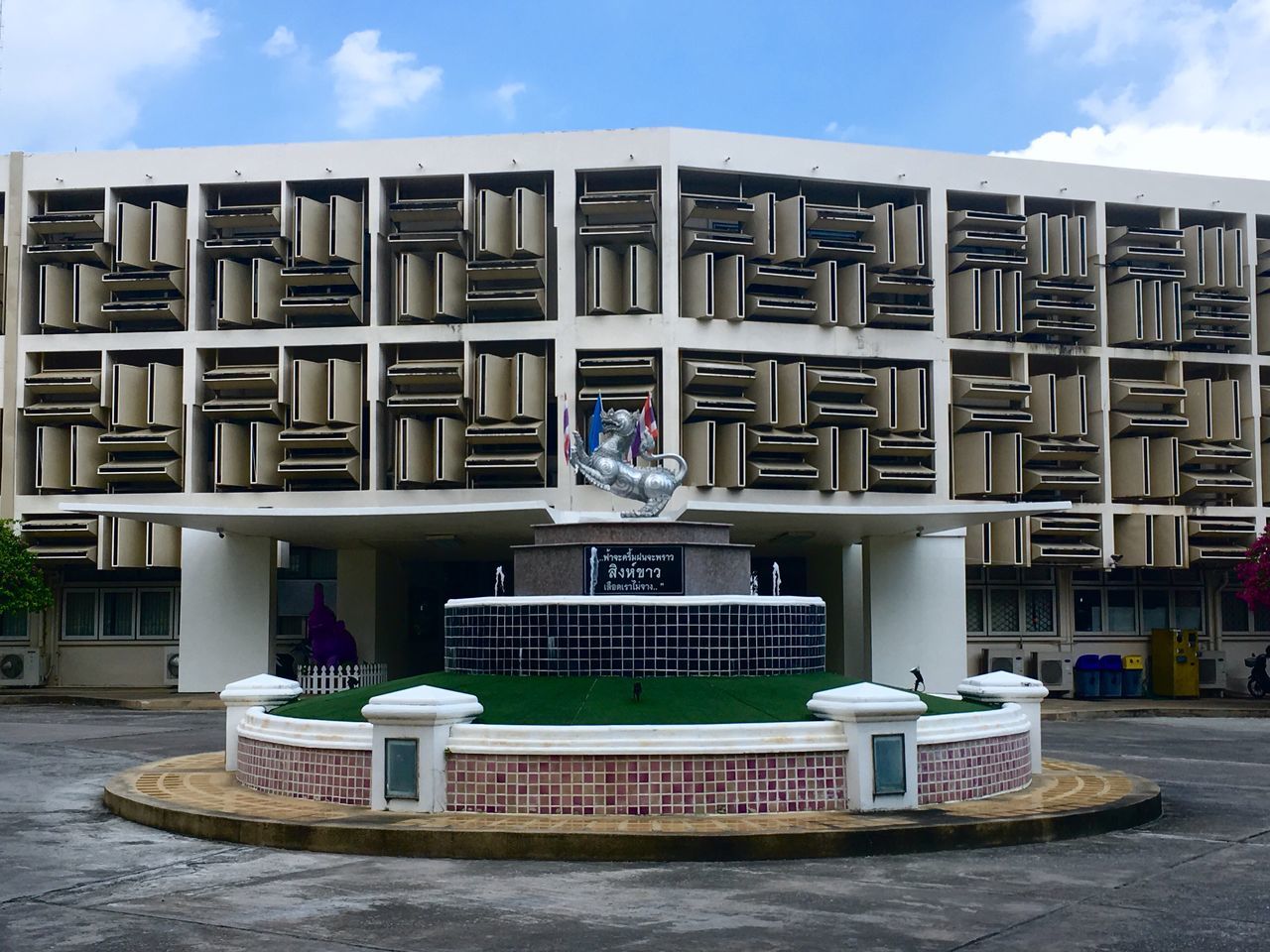 architecture, built structure, day, building exterior, building, sky, nature, no people, representation, outdoors, city, cloud - sky, human representation, front view, art and craft, water, luxury