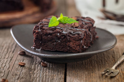 Close-up of cake in plate on table