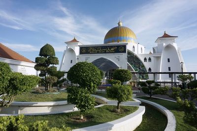Melaka straits mosque