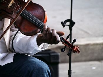 Man playing guitar