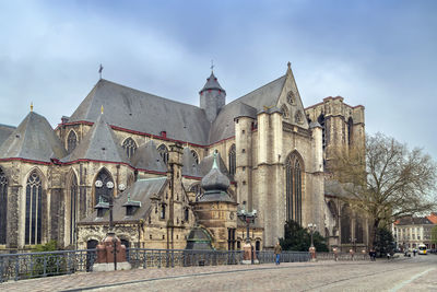 Saint michael's church is a roman catholic church in ghent, belgium built in a late gothic style.