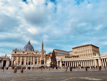 View of historic building against cloudy sky