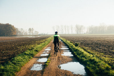 Gravel riding