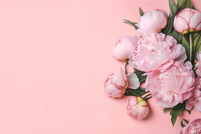 Close-up of rose bouquet