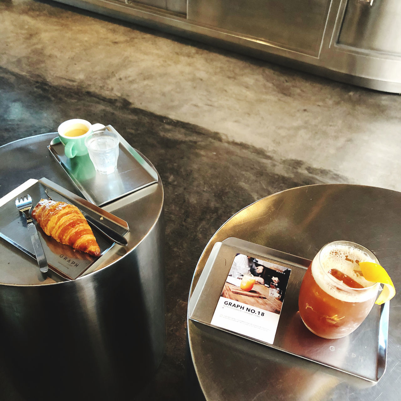 HIGH ANGLE VIEW OF BREAKFAST IN PLATE ON TABLE