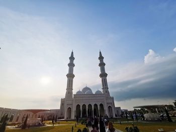 Sri sendayan mosque scenic view