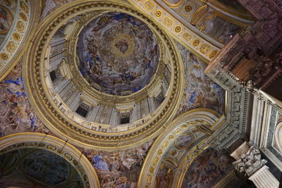 Low angle view of ceiling