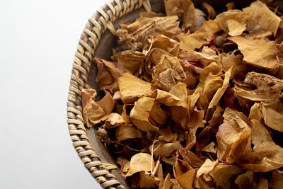 Close-up of dried leaves