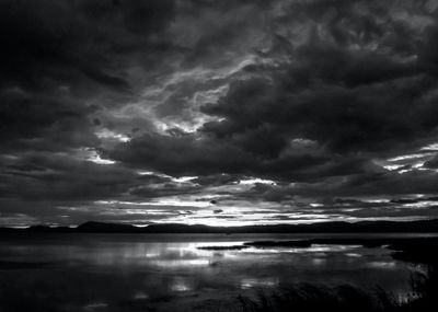 Scenic view of dramatic sky over sea