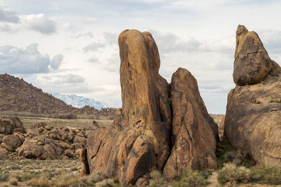 Desert rock formations sierra nevada mountain valley