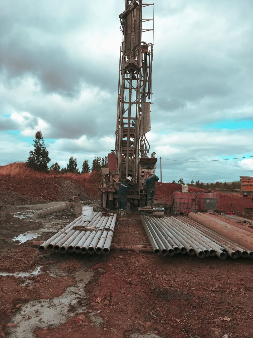 CONSTRUCTION SITE AGAINST SKY