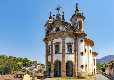 Front view of famous historical church in baroque style in ouro preto city in minas gerais, brazil