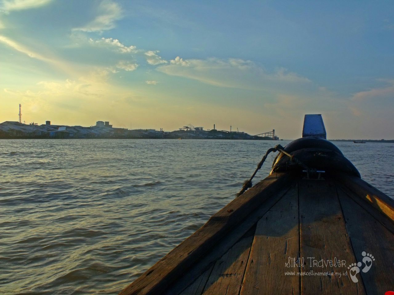 water, nautical vessel, sea, sky, transportation, boat, mode of transport, sunset, pier, cloud - sky, built structure, railing, architecture, rippled, building exterior, nature, cloud, moored, scenics, outdoors