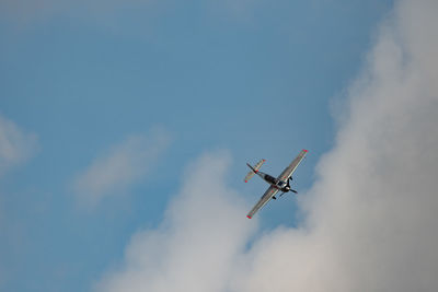 Speck-fehraltorf, zurich, switzerland, july 1, 2023 ly-eug jakowlew jak-52 historic soviet airplane 