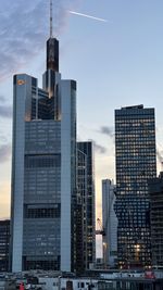 Frankfurt skyline glas skyscraper 