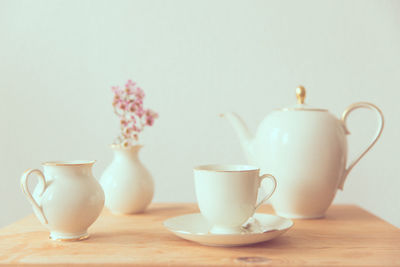 Coffee cup on table